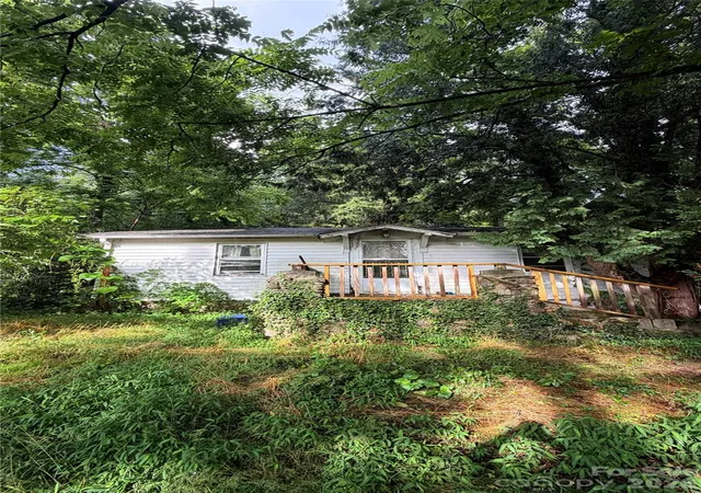 1st image of 20 Utopia Rd, Asheville, NC 28805 | MLS# 4392842