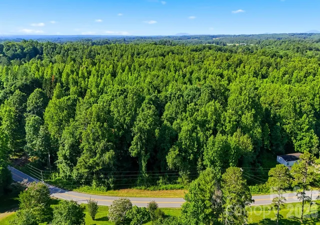 Homes for sale in Granite Falls, NC | 5647 Charlie Little Rd, Granite Falls, NC 28630 | MLS# 4392851