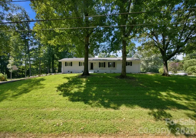 1st image of 803 E 24th St, Newton, NC 28658 | MLS# 4392856