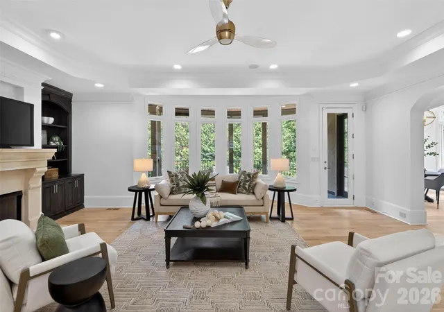 Photo 4 of Single family home for sale at 2132 Foxcroft Woods Ln, Charlotte, NC 28211 | MLS# 4392862 | Listing updated on 2026-07-07