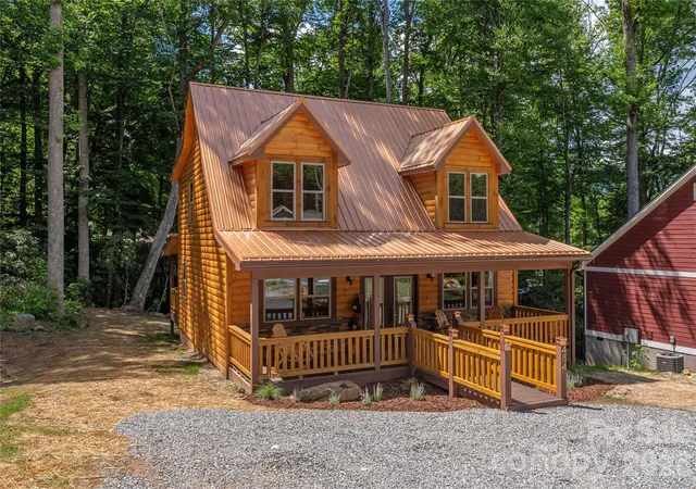 Homes for sale in Maggie Valley, NC | 484 Twinbrook Ln, Maggie Valley, NC 28751 | MLS# 4392864