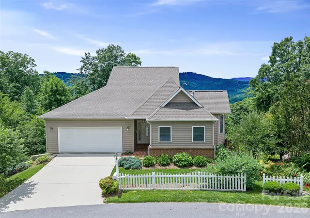 1st image of 67 Ashefield Ct, Hendersonville, NC 28791 | MLS# 4392880