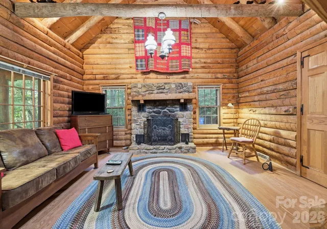 Photo 3 of Single family home for sale at 3 Parkview Dr Ext, Asheville, NC 28805 | MLS# 4392893 | Listing updated on 2026-09-25