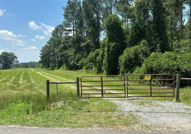 5th image of 110 Ponder Rd, Grover, NC 28073 | MLS# 4392901