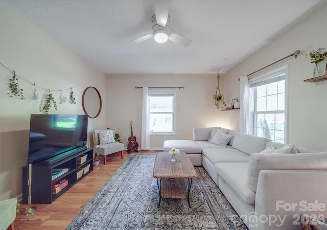 Homes for sale in Belmont, NC | 215 6Th St, Belmont, NC 28012 | MLS# 4392916
