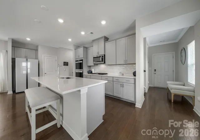5th image of 660 Citriadora St, Fort Mill, SC 29715 | MLS# 4392923