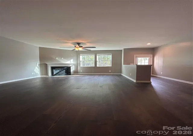 Photo 5 of Townhouse for sale at 8988 Lanark Ln, Fort Mill, SC 29707 | MLS# 4392970 | Listing updated on 2026-08-07