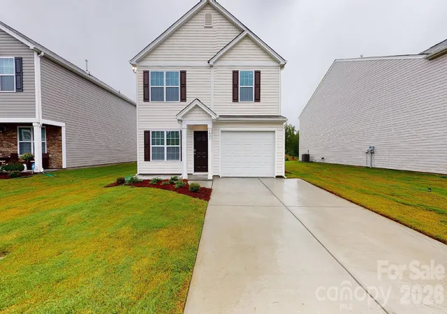1st image of 28 Katherine Emilie Dr, Hendersonville, NC 28792 | MLS# 4392987