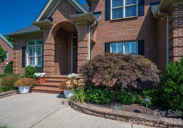Photo 4 of Single family home for sale at 3740 Sand Wedge Dr, Gastonia, NC 28056 | MLS# 4392996 | Listing updated on 2026-06-13