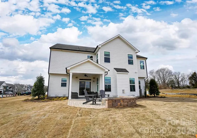 Homes for sale in Harrisburg, NC | 7205 Farmingdale Ln, Harrisburg, NC 28075 | MLS# 4393001