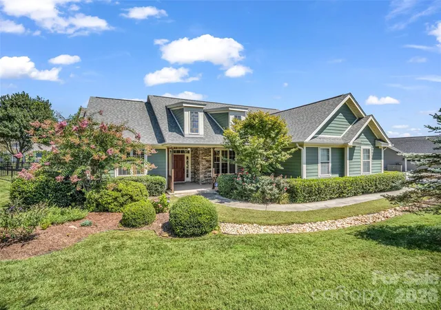 1st image of 17 Black Iron Ln, Hendersonville, NC 28792 | MLS# 4393003