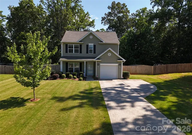 Homes for sale in Matthews, NC | 10731 Forest Dr, Matthews, NC 28105 | MLS# 4393016