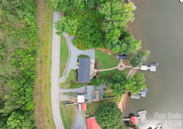 Photo 5 of Single family home for sale at 645 Riverside Dr, Lexington, NC 27292 | MLS# 4393067 | Listing updated on 2026-08-20