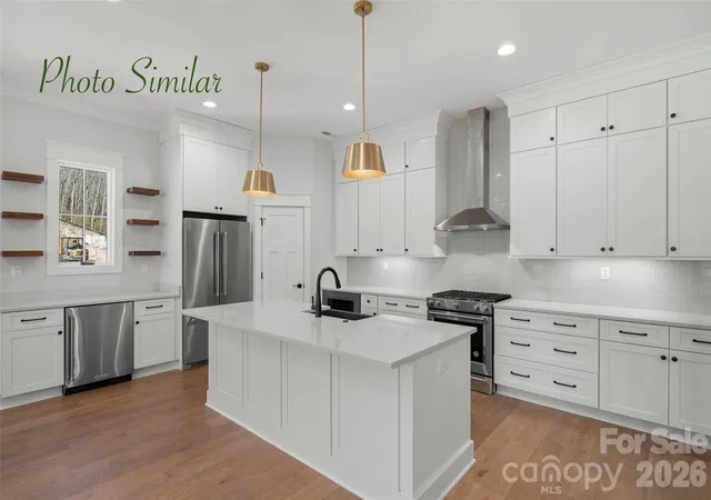 Photo 4 of Townhouse for sale at 79 Chimney Chase Trl, Hendersonville, NC 28739 | MLS# 4393081 | Listing updated on 2026-06-17