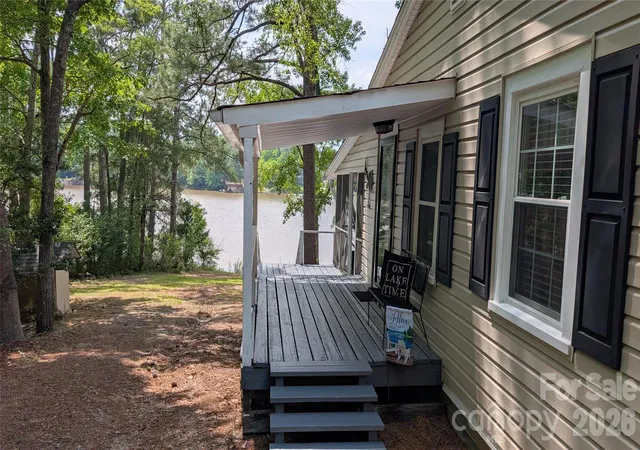Homes for sale in Winnsboro, SC | 300 Valley 1 Dr, Winnsboro, SC 29180 | MLS# 4393095