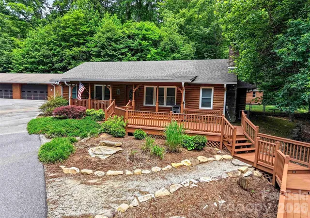 3rd image of 743 Kyles Creek Rd, Hendersonville, NC 28792 | MLS# 4393133