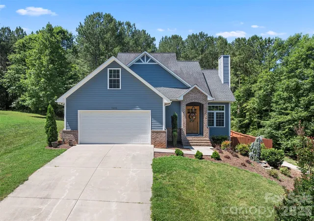Homes for sale in Granite Falls, NC | 7015 Waterfront Pl, Granite Falls, NC 28630 | MLS# 4393135