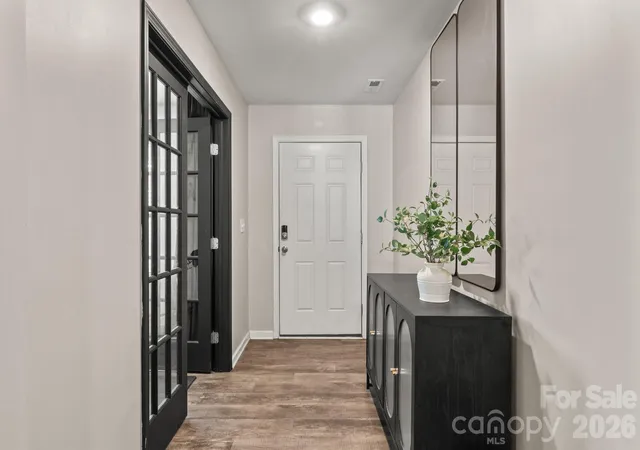 3rd image of 2916 Sherrills Stream Dr, Sherrills Ford, NC 28673 | MLS# 4393201