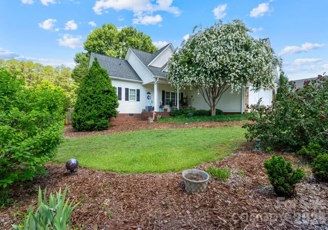 1st image of 1621 Herbie Cir, Newton, NC 28658 | MLS# 4393224