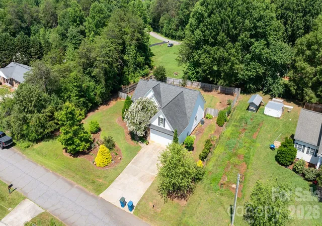 2nd image of 1621 Herbie Cir, Newton, NC 28658 | MLS# 4393224