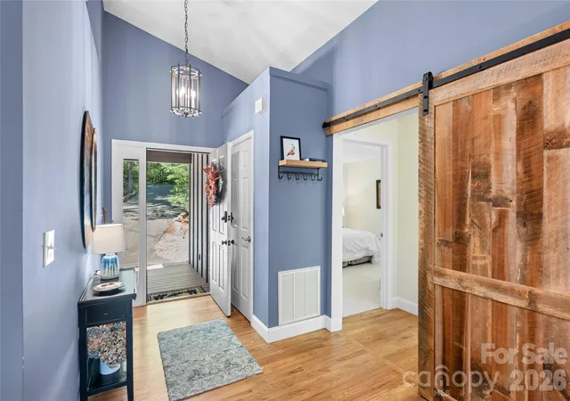 Homes for sale in Lake Toxaway, NC | 522 Toxaway Ct, Lake Toxaway, NC 28747 | MLS# 4393237