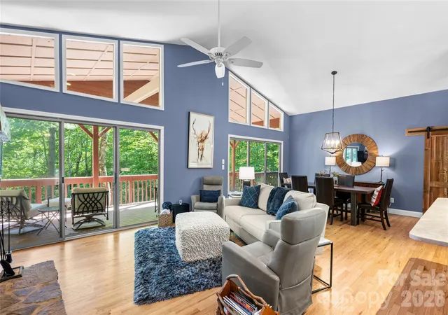 Homes for sale in Lake Toxaway, NC | 522 Toxaway Ct, Lake Toxaway, NC 28747 | MLS# 4393237