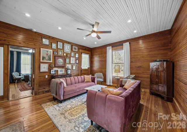 Photo 4 of Single family home for sale at 615 Rose Hl Rd, Asheville, NC 28803 | MLS# 4393254 | Listing updated on 2026-08-04
