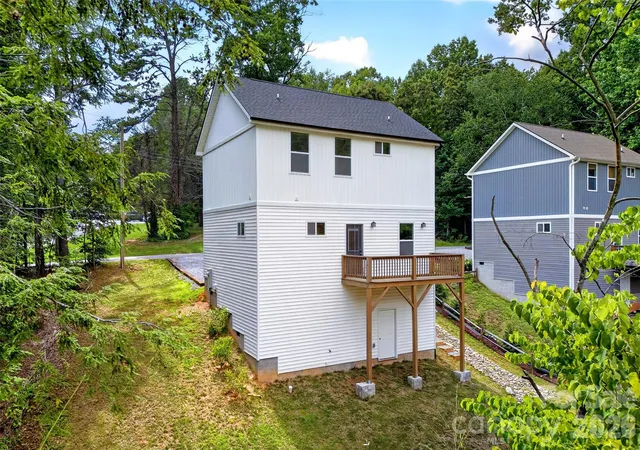 3rd image of 88 Walker St, Black Mountain, NC 28711 | MLS# 4393259