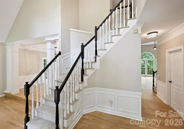 Photo 2 of Single family home for sale at 5317 Fairvista Dr, Charlotte, NC 28269 | MLS# 4393262 | Listing updated on 2026-08-11