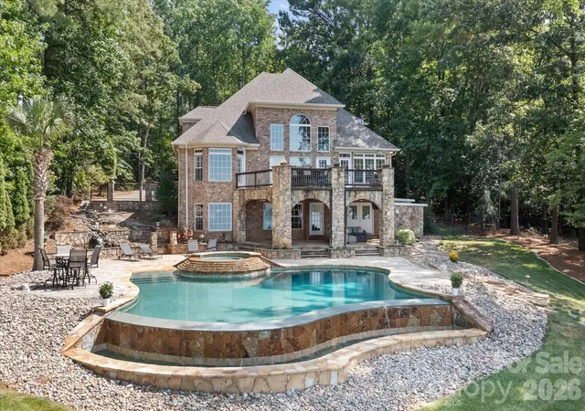 3rd image of 151 Eagle Chase Ln, Troutman, NC 28166 | MLS# 4393267