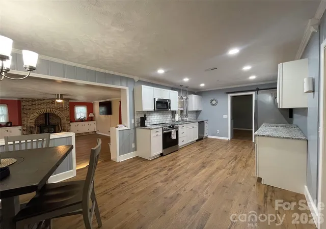 Photo 5 of Single family home for sale at 14 Hamden Cir, Cheraw, SC 29520 | MLS# 4393268 | Listing updated on 2026-08-15