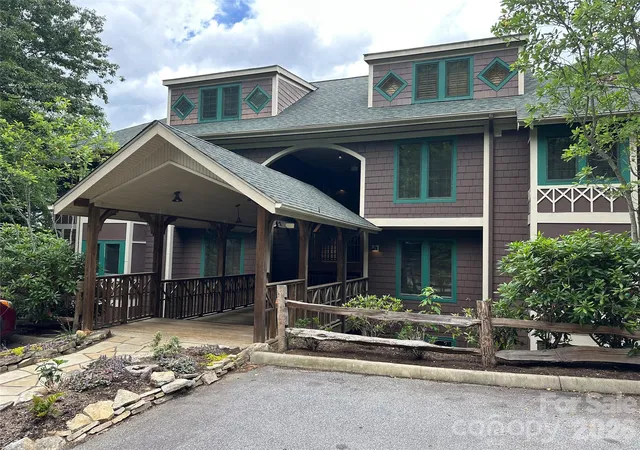 Photo 3 of Condo for sale at 222 Creekside Way #D/101, Burnsville, NC 28714 | MLS# 4393294 | Listing updated on 2026-10-06