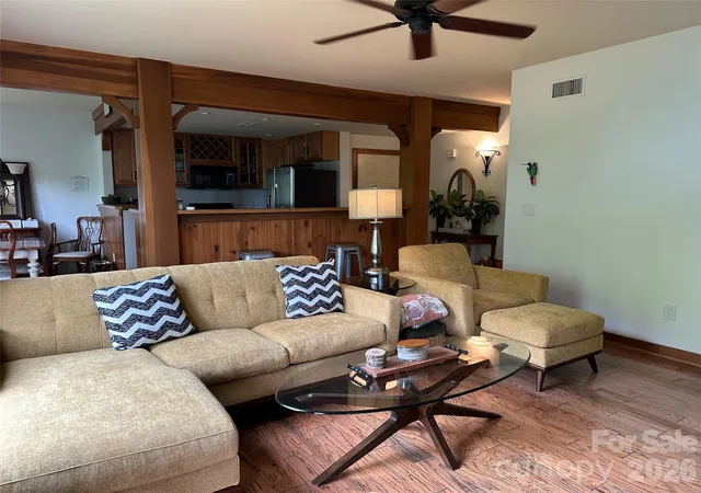 Listing Photo 5 - Condo for sale in building located at 222 Creekside Wy, Burnsville, NC 28714 - Unit #D/101