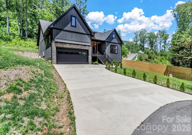 3rd image of 63 Winding Ridge Rd, Fairview, NC 28730 | MLS# 4393298