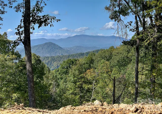 Photo 2 of Land for sale at 00 Arrowhead Ridge Rd, Spruce Pine, NC 28777 | MLS# 4393329 | Listing updated on 2026-10-09