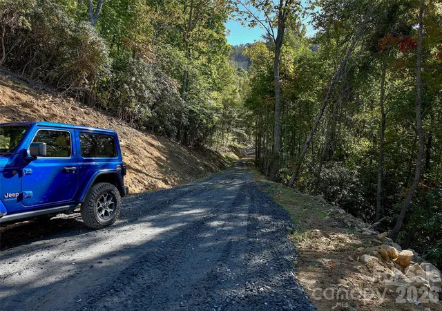 Photo 4 of Land for sale at 00 Arrowhead Ridge Rd, Spruce Pine, NC 28777 | MLS# 4393329 | Listing updated on 2026-10-09