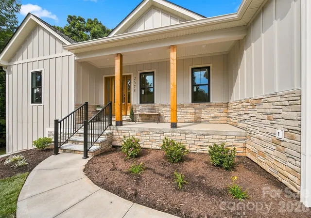 Photo 2 of Single family home for sale at 2578 Polo Ln, Maiden, NC 28650 | MLS# 4393330 | Listing updated on 2026-09-21
