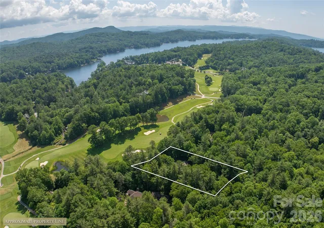 Homes for sale in Lake Toxaway, NC | 250 Fairway Dr, Lake Toxaway, NC 28747 | MLS# 4393346
