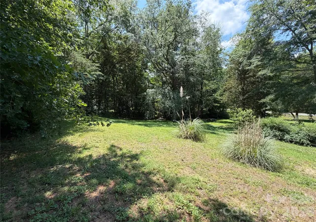 Photo 4 of Land for sale at 7322 Alamance Dr, Charlotte, NC 28227 | MLS# 4393348 | Listing updated on 2026-08-21