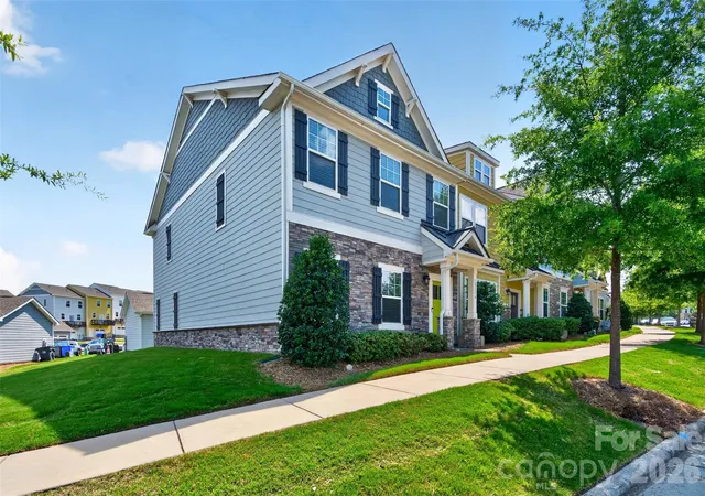 Homes for sale in Huntersville, NC | 15116 Meacham Farm Dr, Huntersville, NC 28078 | MLS# 4393356