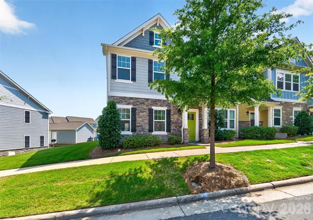 Homes for sale in Huntersville, NC | 15116 Meacham Farm Dr, Huntersville, NC 28078 | MLS# 4393356