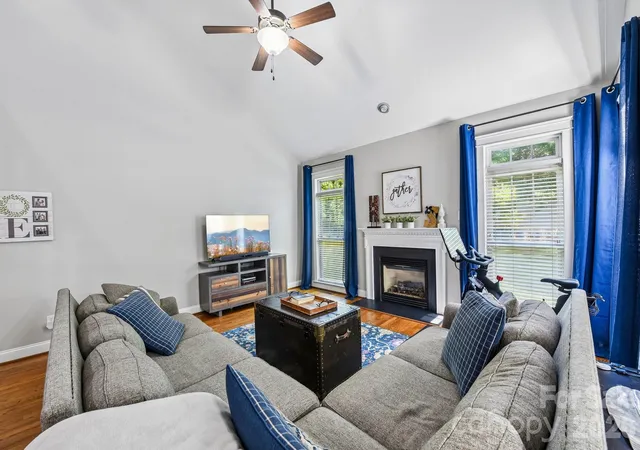Photo 3 of Single family home for sale at 3106 Thayer Dr, Waxhaw, NC 28173 | MLS# 4393363 | Listing updated on 2026-08-30