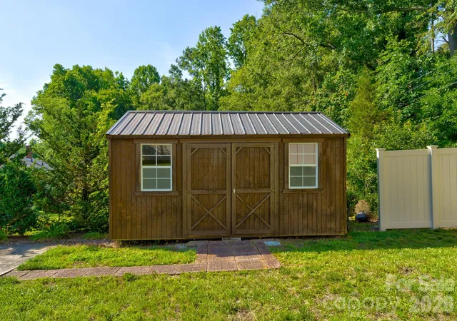 Homes for sale in Cherryville, NC | 402 N Houser St, Cherryville, NC 28021 | MLS# 4393371