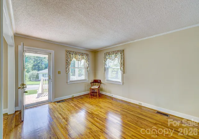 Homes for sale in Cherryville, NC | 402 N Houser St, Cherryville, NC 28021 | MLS# 4393371
