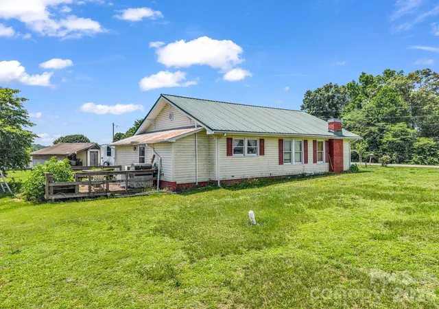 3rd image of 1740 Baber Rd, Rutherfordton, NC 28139 | MLS# 4393392