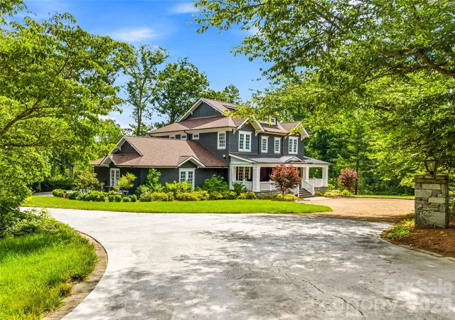 3rd image of 1 Cedar Chine Dr, Asheville, NC 28803 | MLS# 4393411