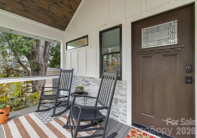 Photo 4 of Single family home for sale at 101 Mill St, Hayesville, NC 28904 | MLS# 4393420 | Listing updated on 2026-10-14