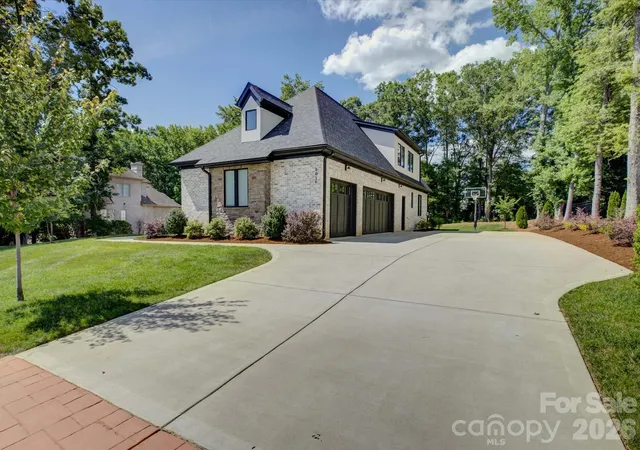 Homes for sale in Waxhaw, NC | 1016 Sherringham Wy, Waxhaw, NC 28173 | MLS# 4393458