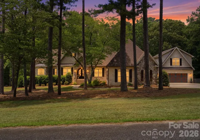 Homes for sale in Chester, SC | 2894 Lakeshore Dr, Chester, SC 29706 | MLS# 4393465