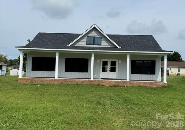 Photo 2 of Single family home for sale at 5096 Bloomfield Ests Sw, Granite Falls, NC 28630 | MLS# 4393470 | Listing updated on 2026-08-27